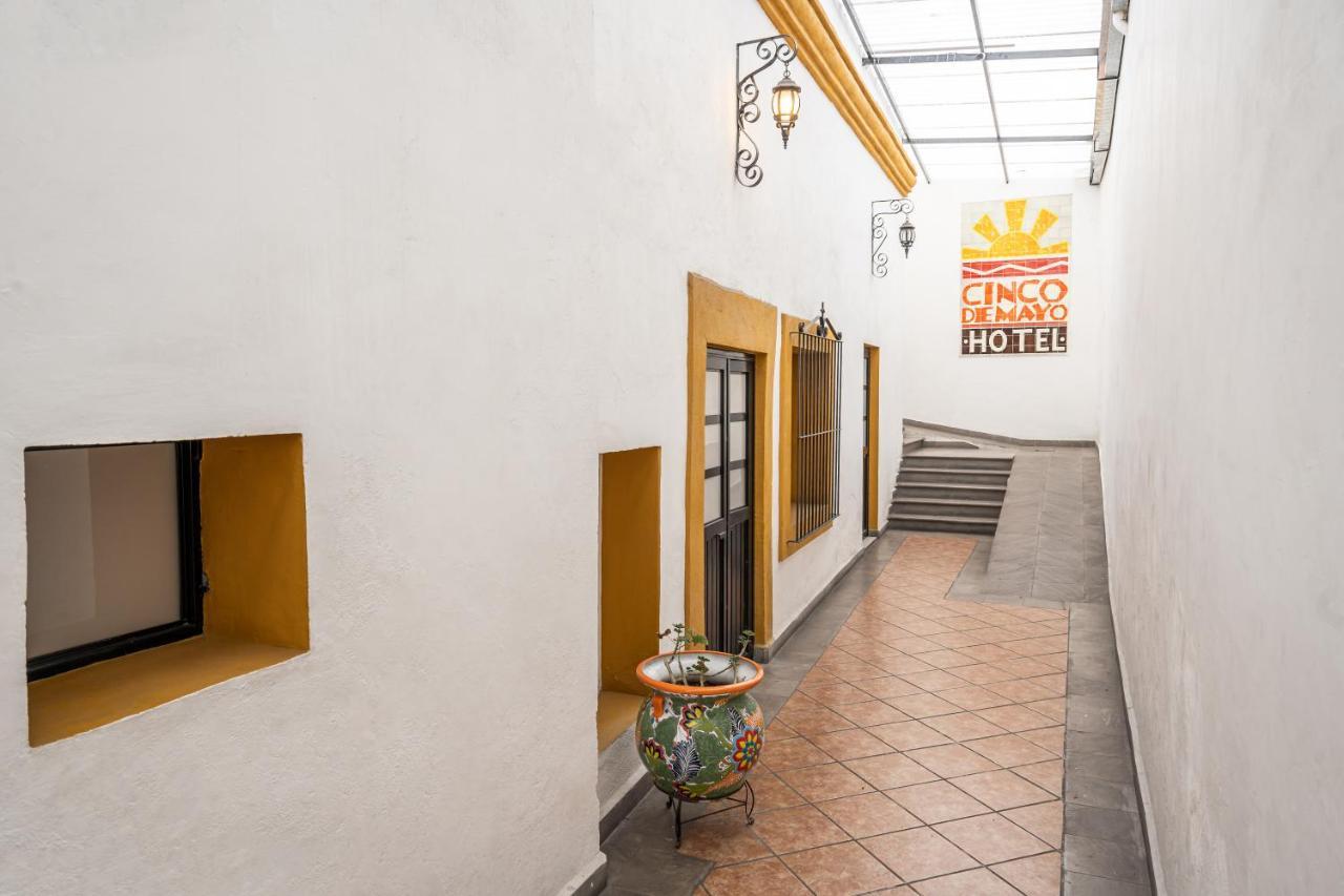 Cinco De Mayo Hotel Керетаро Екстер'єр фото